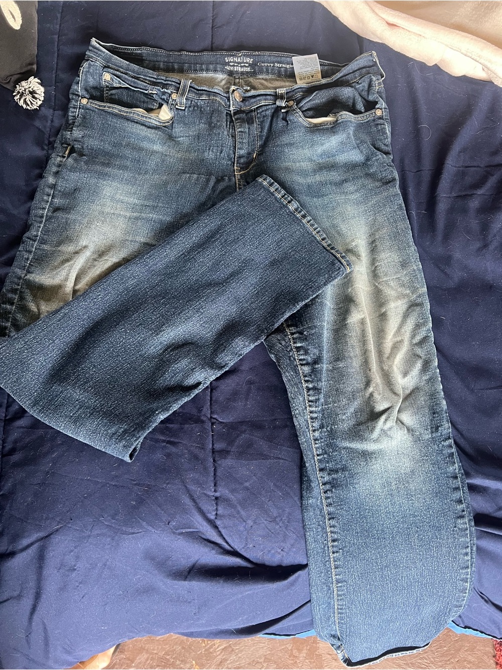 Signature by Levi Strauss Women's Blue Washed Denim Jeans